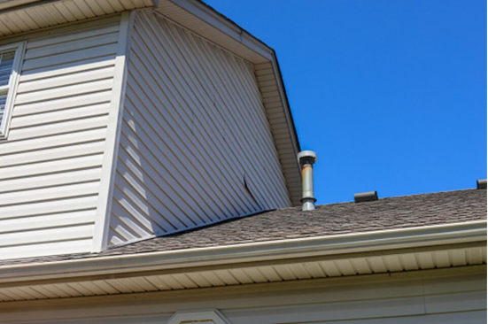 Vinyl Siding installer